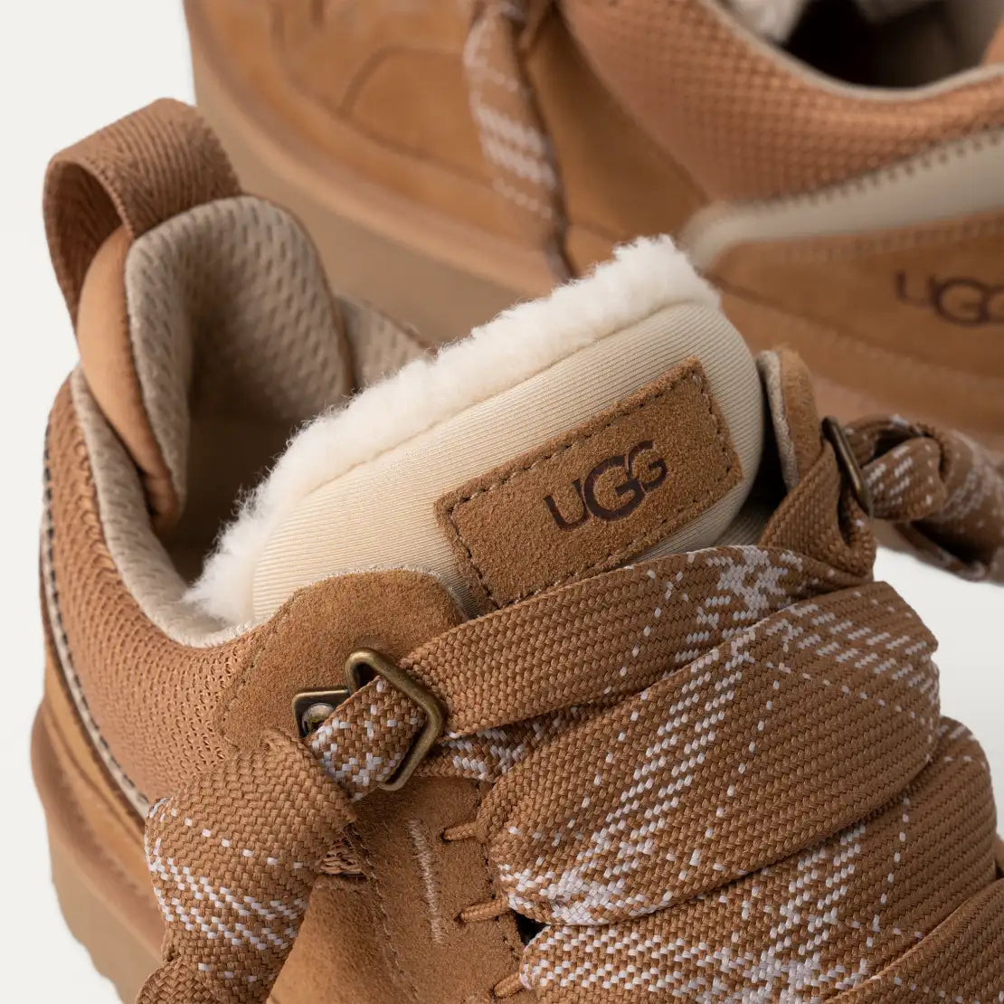 UGG Lowmell Chestnut